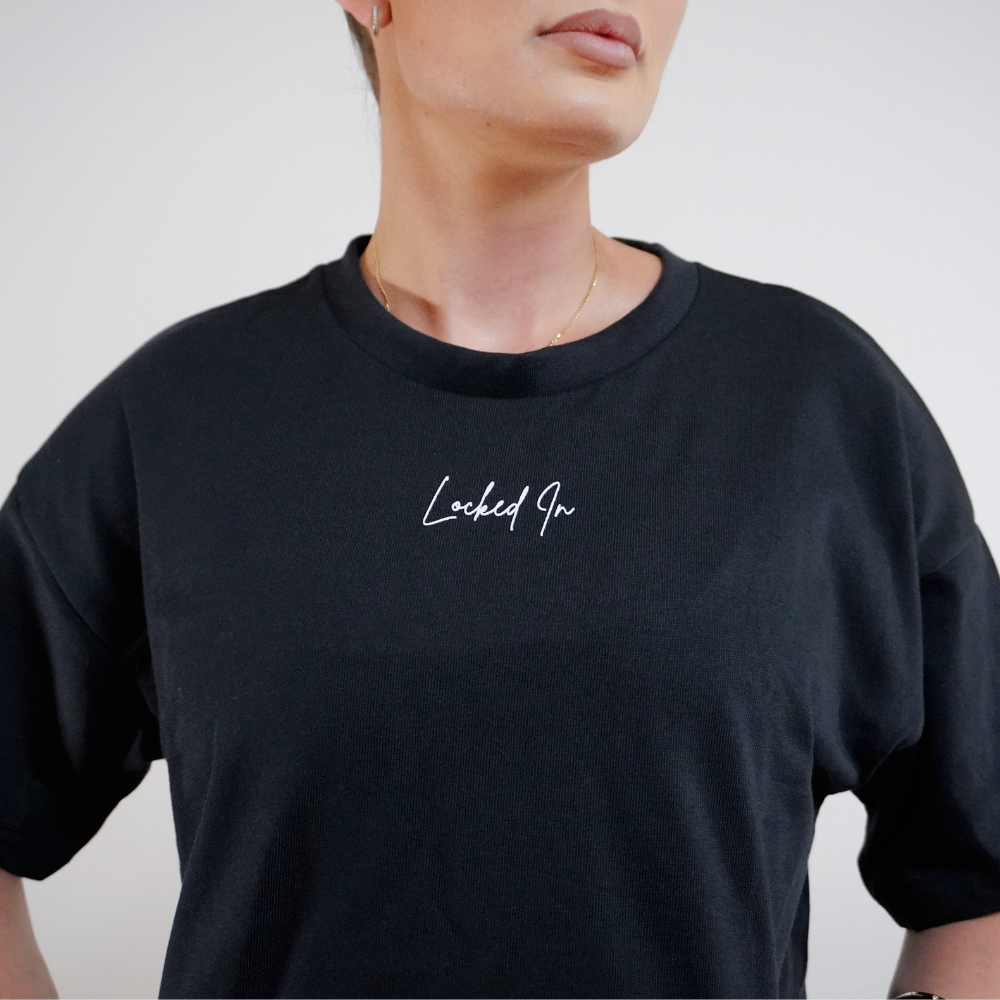 LOCKED IN X BLACK COLLECTION CROP-SHIRT